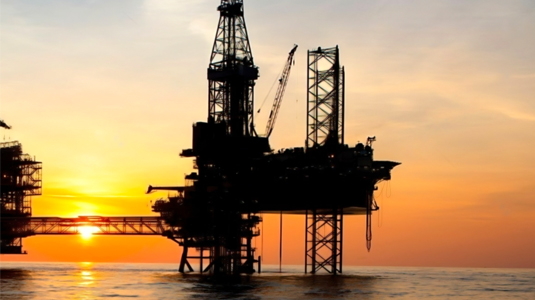 Catering services: Food supply on oil platforms and organization of corporate events
